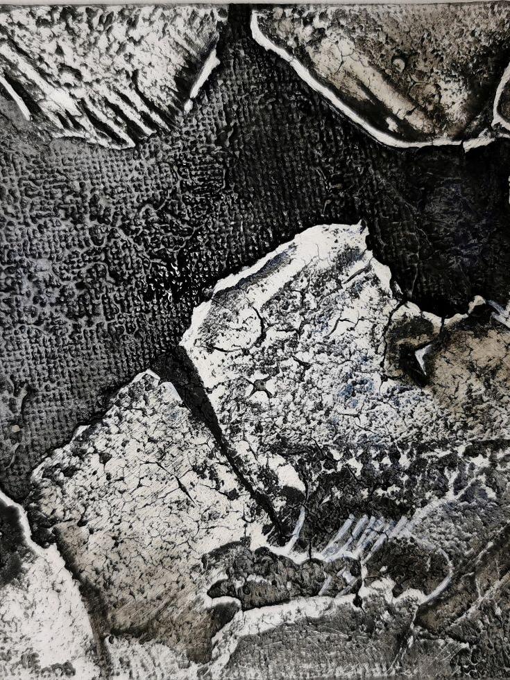 "Kreatur schlafend" 12/2021, 12/2021, 10 x 10 cm, Marmormehl, Pigmente und Ölfarbe auf Malplatte
